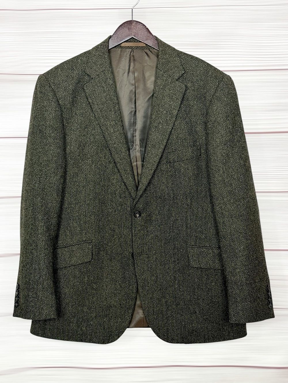 TailorByrd Wool Sport Coat 44R Olive Herringbone Moon Fabric England Tweed